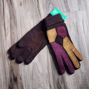 Brown Knit Gloves with Tan & Plum Suede Accents